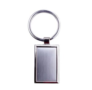 Llavero metálico rectangular.